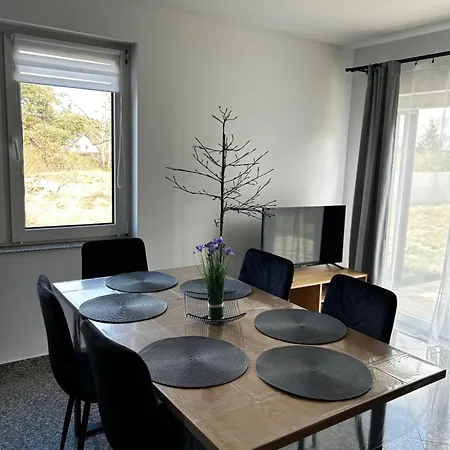 Semesterbostad Dom Na Lace *