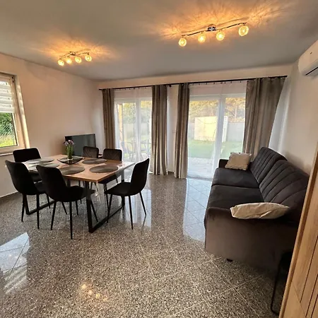 Dom Na Lace ヤンタル